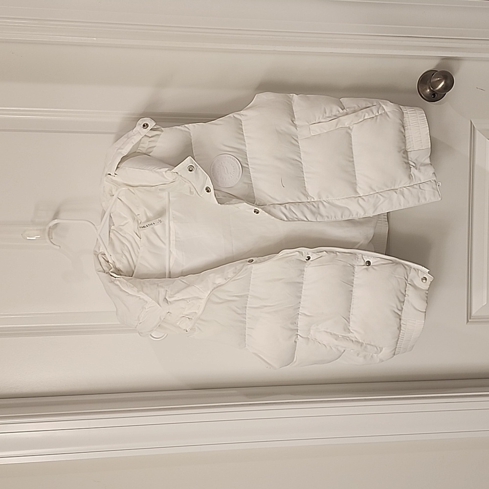 Fabletics, Size Large, White Puffer Jacket